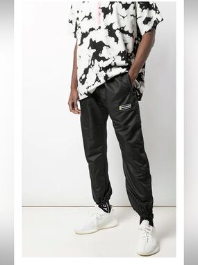New without tags black Daniel Patrick parachute jogger track pants small